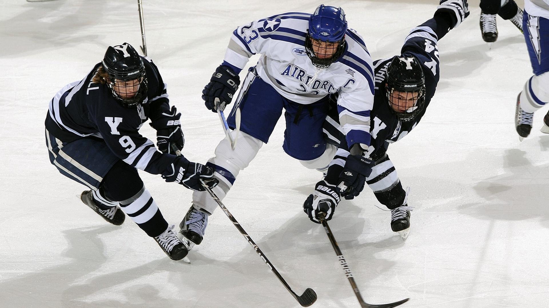 CS2 战队风格多样 战术多变，cs2lua